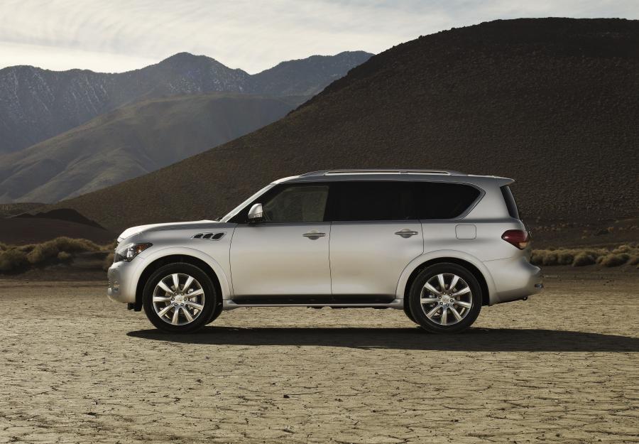  Infiniti QX56 2011 года  (фото 40 из 74)